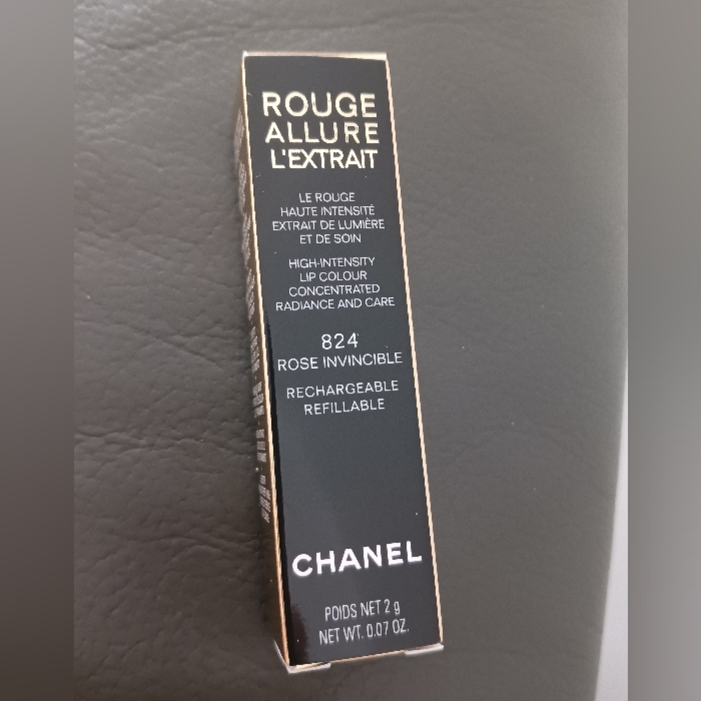 NWT Chanel Lipstick 824 Rose Invincible